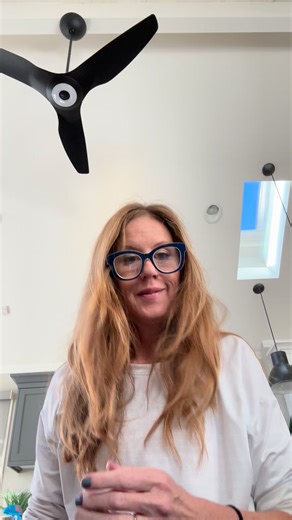 99K views · 1.8K reactions | I’m curious if you have any pro tips for public speaking! Dos? Donts? I am trying new things! | Peachesanddiesel104 | Facebook