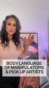 14K views · 515 reactions | It’s a favorite amongst manipulators and pick up artists #bodylanguage #manipulation #manipulator #pickupline #pickuplines | Liz Rose | Facebook
