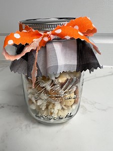 86K views · 4.2K reactions | I love to make this popcorn snack mix for neighbors, to give as teacher gifts, or to say thanks to someone special. What do you think? They are cute, right?  李 懶 The cute mason jars came from Y'all Brands, but you can use any kind. If you end up ordering, use code ANNIE to save 10%. | Miss Annie's Home + Kitchen | Facebook