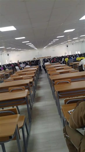 Licence 1 en Science Politique : Cours 2025 FSJP UCAD