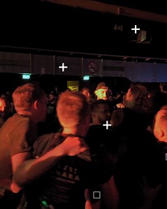 One Step Closer – A Tribute to Linkin Park Chester meets Emily – FROM 2000 to ZERO! Am 21.02.26 im Backstage München! Die Power von Linkin Park wird lebendig, wenn die Tribute-Band „One Step Closer - A Tribute to Linkin Park“ die Bühnen der Republik betritt. Die Band ehrt das Andenken an den legendären Chester Bennington und feiert gleichzeitig die aufregende Wiederauferstehung von Linkin Park mit der neuen Frontfrau Emily Armstrong und dem neuen Album „From Zero“. „One Step Closer“ bringt die e