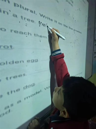 My little teachers have learned how to change Singular into Plural. Grade 2K https://youtube.com/shorts/DW37pWAuGu4?feature=share #Reema_International_Schools #Riyadh #American_School #International_school #International_schools #American_Schools #Schools #School #مدارس_ريما_العالمية #الرياض #مدارس_بالرياض #مدارس_عالمية_بالرياض #رياض #مدارس_الرياض #مدارس_عالمية #مدارس_امريكية #الملك_سلمان #ولى_العهد #السعودية #مدارس_شرق_الرياض | Reema International Schools