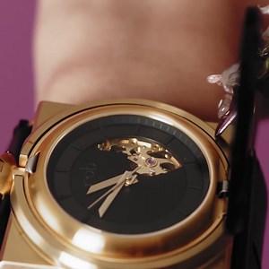 Discover a selection of the most emblematic FOB timepieces for women. Feminine, strong and signed pieces. Watchmaker and jeweler expertise. Real mechanical jewelry to wear on your wrist. For you or as a gift, find us on fobparis.com or in our store in Paris. FOB PARIS - Contemporary and French watchmaking brand. | FOB PARIS