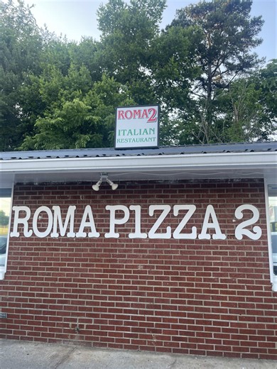 Honestly y’all are lucky I’m even sharing this one with you, this is our little hidden gem right here in good ole church hill! Authentic Italian food, absolutely amazing! The Alfredo is the best I’ve ever had and I ain’t even kidding. We love the girls here and the food is always wonderful! They are right before Volunteer High School on 11 W. #italianfood #roma2 #alfredo #churchhilltn #easttennessee