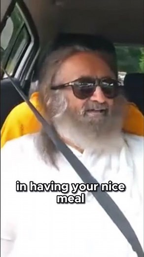 The Secret to Enjoying Life Without the Stress! 🥧✨ | Gurudev Sri Sri Ravi Shankar #Shorts