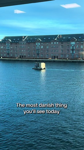 By the way it’s 1 degree here that feels like -9 😉 #copenhagen #denmark #danes #danish #danishsauna #sauna #fyp