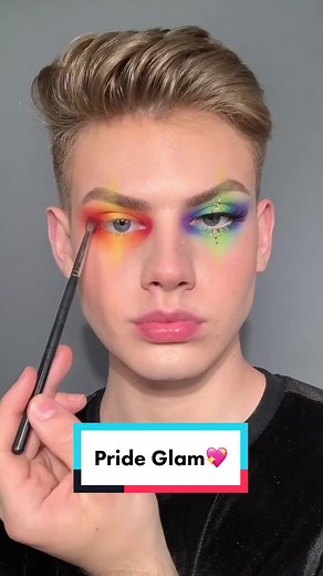 Easy Rainbow Pride Makeup Tutorial