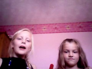 Headstand Challenge | Lola Collaboration