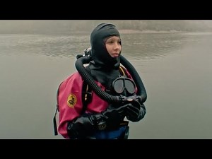 Frogwoman Anna - Cressi FFM Viking Drysuit Dive - HD Preview