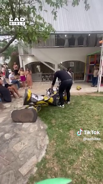 Hilarious Transformer Fail: Can't Step Down a Curb