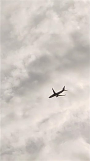 a Decolagem De Hoje Do Avião Da Gol Boeing 737-85R (PR-GZH)