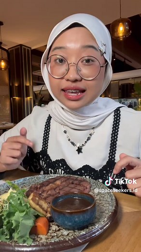 Menate Steakhouse: Pilihan Steak Real di Surabaya