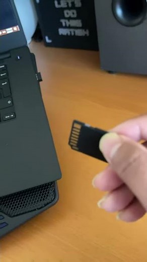 How to insert sd card in computer