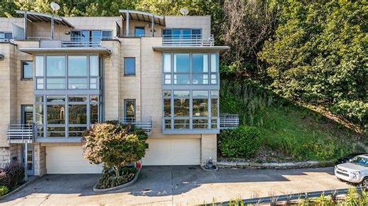 46 Windom Hill Pl, Mt Washington, PA 15203 | Estately 🧡 | MLS# 1749011