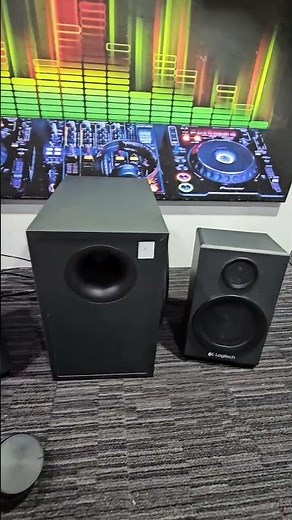 L91 Logitech Z333 Multimedia 2.1 Gaming PC Computer Surround Sound Speakers