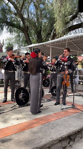 #UACM #UACMEducación #CDMX #Ciudad #RutaUACM Tlaltenco, un rincón lleno de historia, tradición y vida. Entre calles empedradas, papel picado y el sonido del mariachi, este pueblo conserva el alma de su gente. | UACM