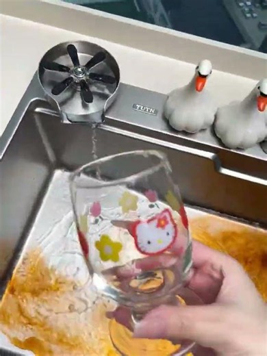 After installation both the installer and I were speechless. #kitchen #sink #cleaning #dish #washing