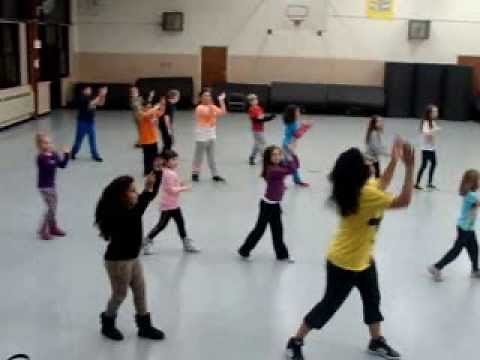 Happy - Pharell - Kids Zumba