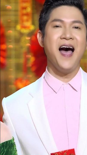 Nắng chiếu lung linh muôn hoa vàng ... Điệp Khúc Mùa Xuân