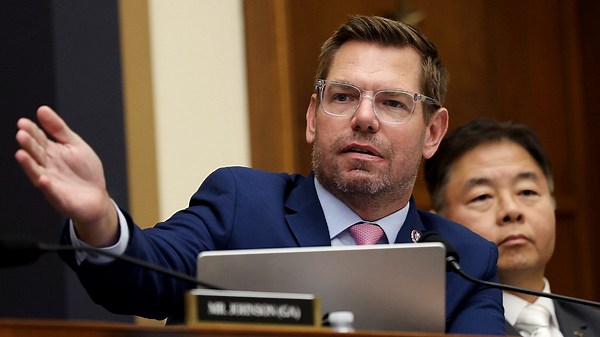 Eric Swalwell announces California gubernatorial run