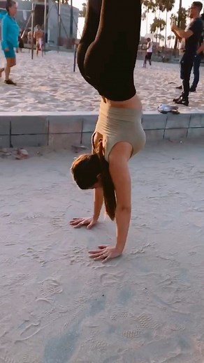 Lexie Alford | I get by with a little help from my friends One of my biggest physical goals for YEARS has been learning how to hold a handstand.... | Instagram