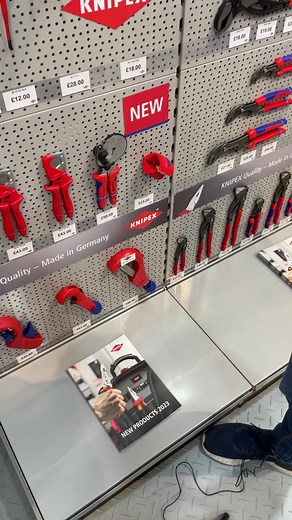 1.8M views · 10K reactions | The KNIPEX BiX® (90 22 10 BK) is our...