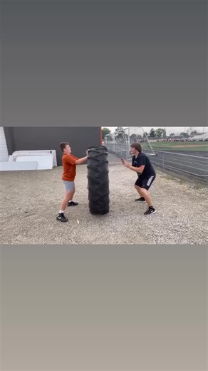 Working pass pro posture/ hands / base and feet. #linemantraining #hawgsanddawgs | Darrell Crouch | Facebook