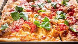 I can’t stop making this chicken parm pizza
