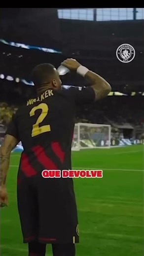 Esse é o SEGREDO da água dos jogadores que NÃO te contaram… #shorts #curiosidades