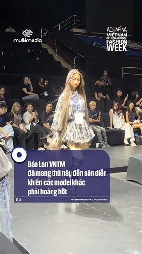 920K views · 2.4K reactions | Bảo Lan - thí sinh VNTM đã mang thứ này đến sàn diễn khiến các model khác phải hoảng hốt #AVIFW2025 #AquafinaVietnamInternationalFashionWeek #AquafinaTuanLeThoiTrangQuocTeVietnam #PureStyleShines #ToaSangPhienBanThuanKhiet #MultiMediaJSC | Vietnam International Fashion Week | Facebook