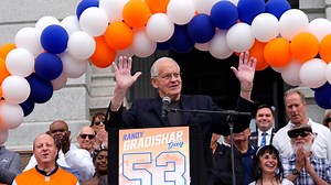'Randy Gradishar Day': Broncos Hall of Famer honored at Colorado capitol
