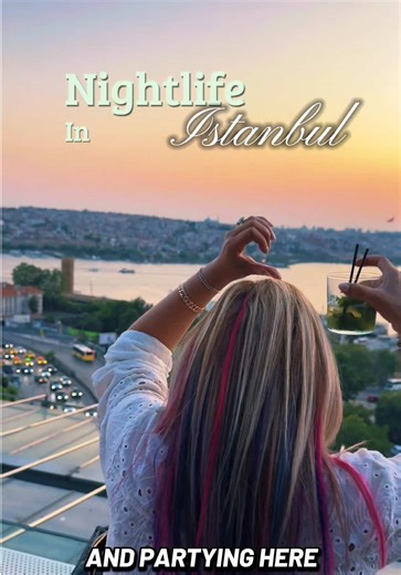 Nightlife in Istanbul — but by timing & mood 🌃✨ If you’re asking where to go out in Istanbul, this is how I actually do it when living in Istanbul — not tourist guesses, real nights out. 🌅 Monkey Istanbul Perfect for sunset vibes. Start early, cocktails, DJ, dancing without moving venues. 🍽️🌇 Sunset Grill & Bar Dinner with a view, sunset drinks, elevated energy. Chic, grown, effortless. 🍻✨ Craft Beer Lab Akaretler Beşiktaş / Akaretler for everything in between — craft beer, casual nights, s