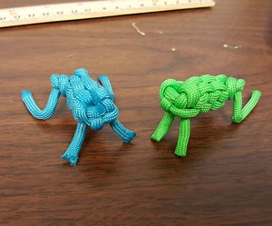 Paracord Frog