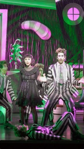 Andy Karl & Beetlejuice clones in That Beautiful Sound opener #beetlejuice #beetlejuicethemusical