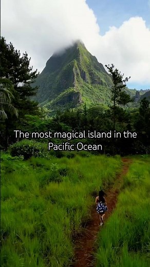 The most magical island in the Pacific Ocean #moorea #frenchpolynesia