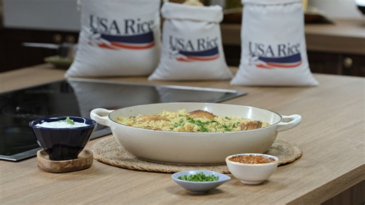 إذا كنت تحب الأكلات السهلة والغنية، جرب دجاج مع الأرز في قدر واحد مع الأرز الأمريكي.. النكهة اللي ما تقاوم! | Fatafeat