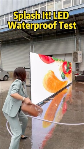 Splash It！LED Waterproof Test #led #leddisplay #ledwall #waterproof #ledscreen