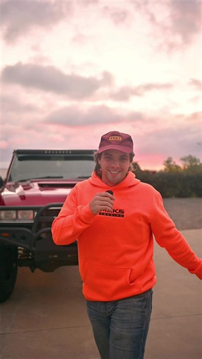 Get around it fellas 🍻 massive day at MAKS I’ve got all the guys in to help out 🤙 #landcruiser #4x4 #80series #105series #4wdaustralia