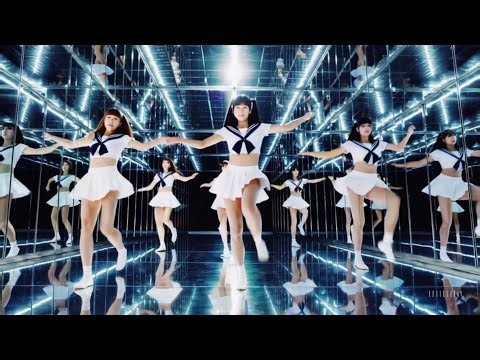 女子高生たち（JK / High School Girls）