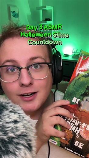 Day 3 ASMR Halloween Slime Countdown 👻 🎃 #asmr #fyp #foryoupage #tingles #relaxing