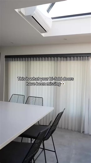 Allusion blinds were literally made for spaces like this. ✔ They glide smoothly with your doors ✔ You can walk through them when they’re closed ✔ You get privacy without blocking the light ✔ They look soft and modern – not bulky So you don’t have to choose between beautiful bi-fold doors and practical blinds. You can have both. Order your free fabric samples and see the difference yourself ✨ #houserenovation #allusionblinds #windowblinds #blinds