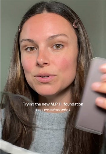 I’m picky about foundation… but woah this is gorgeous. Thoughts? Should we rank it? @m.ph by Mary Phillips #foundationreview #foundation