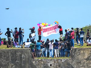 448K views · 3.2K reactions | Australia's cricket tour of Sri Lanka was meant to help distract from the island nation's economic misery, but on Saturday the unrest sweeping the country came within shouting distance of the pitch. #SriLankaCrisis | NDTV | Facebook
