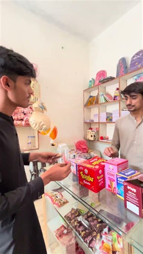 Paisy aisy Khuly krwaty ha 😂 #funny #youtubeshorts #comedy #trendingshorts #funnyshorts #viralvideo