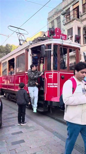 What is it like to cross the Bosphorus in Istanbul?