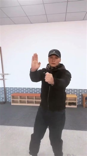 Title: Master Wing Chun: The Ultimate Self-Defense Art