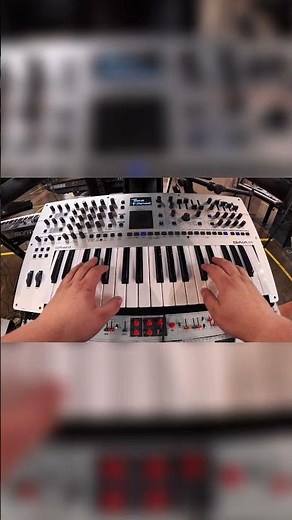 This is a crazy Roland Gaia 2 Sound! #synthesizer #gaia2