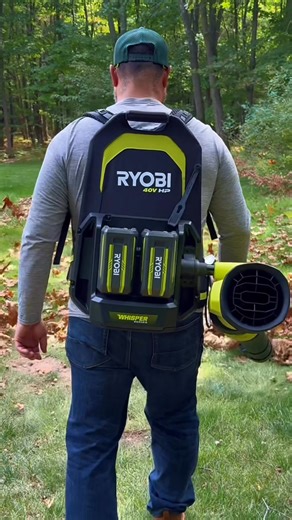 Meet the 𝗡𝗘𝗪 40V HP Brushless 850 CFM Backpack Blower. 🍂⁠ ⁠⁠ Tackle damp/dry leaves, compacted grass, & tough cleanup with more power than a 58cc gas blower and 2 hours of runtime - all in a 40% lighter, 83% quieter design.⁠ ⁠ Shop today >> go.ryo.bi/sFTmgX ⁠ 📸: The Dad Bod Lawn | RYOBI TOOLS USA