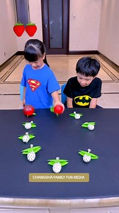 99K views · 1K reactions | The strawberry red challenge, hahaha so fun~ #fbreelsfyp #viralreels #fbreelsfypシ゚viralシ #reelschallenge #fb #viralreels #changshaffm #changshafamilyfunmedia #am549 #changsha #family #familytime #Funny #PartyGameChallenge #DoYouChallenge #highlightseveryone #followerseveryone #everyonehighlights Facebook Facebook for Creators | Changsha Family Fun Media | Facebook