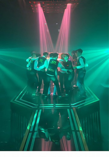 Trải Nghiệm Nhảy Tại INFINITY CLUB: Kết Thúc Bất Ngờ